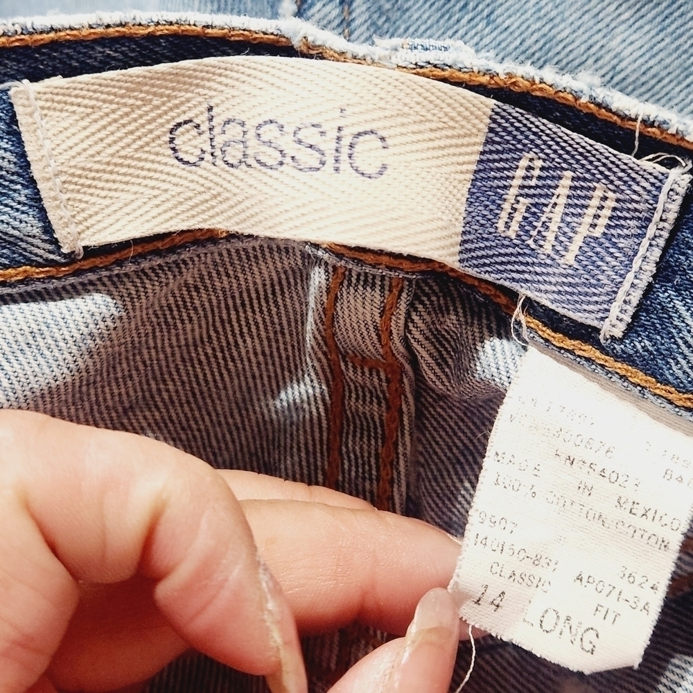Vintage Gap Light Blue Classic Fit Distressed Mom Jeans Size 14L - Picture 11 of 15